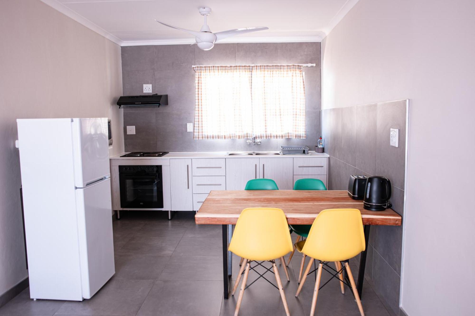 Emerald Bed&Breakfast Windhoek Exterior photo