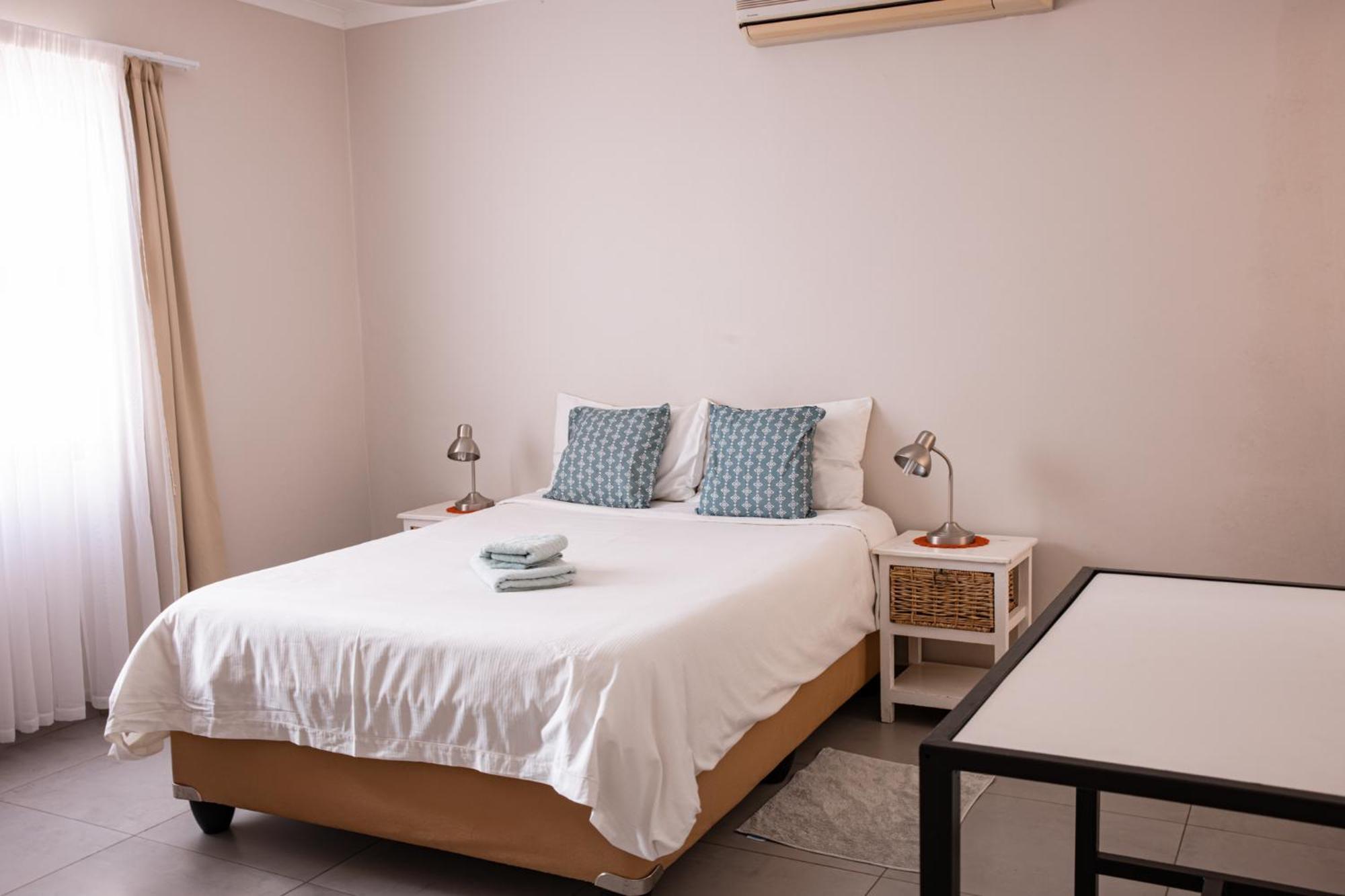 Emerald Bed&Breakfast Windhoek Exterior photo